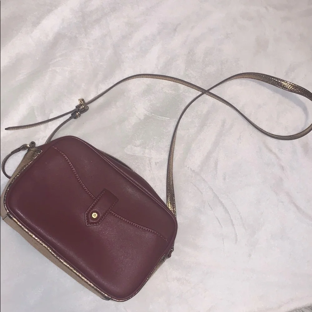Genuine Leather Maroon w Gold Straps Crossbody‎ Bag - Picture 4 of 8